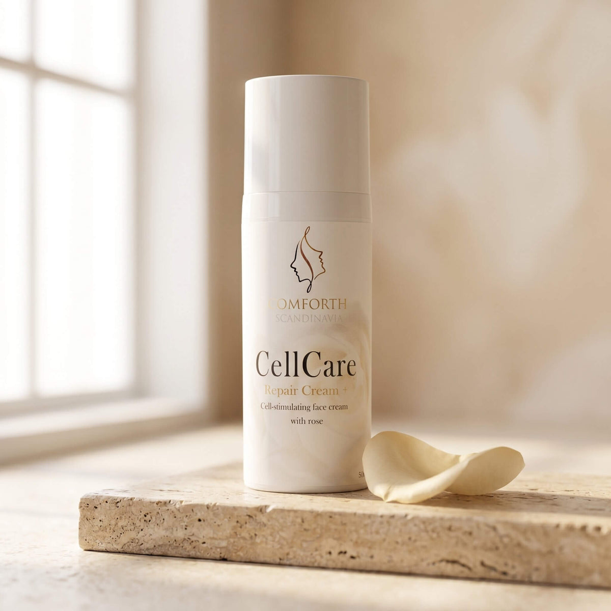 CellCare Repair Krem med villrose på treplate i lyst bad